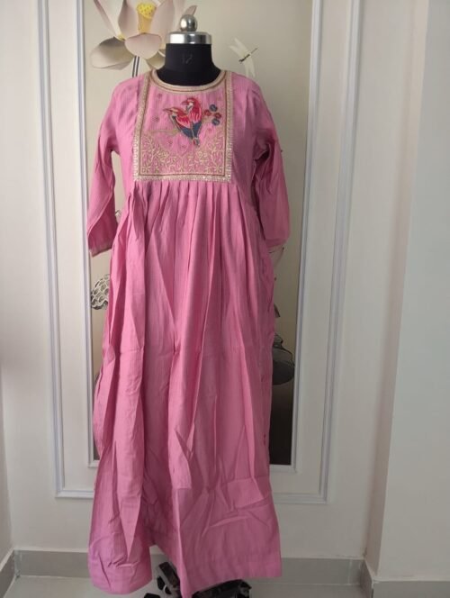 c0dba4d4-3ea4-418b-bcab-776806f11501 Fancy maxi dress