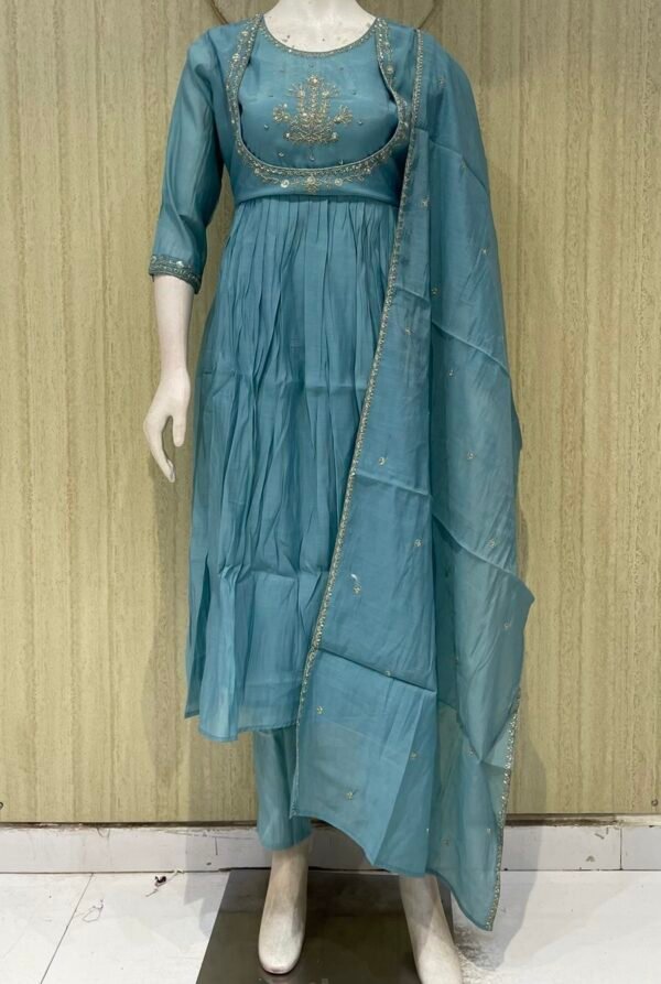d846a300-2313-429c-9d33-f205c7bf163a mul chanderi suit set with attached coat model with cotton lining